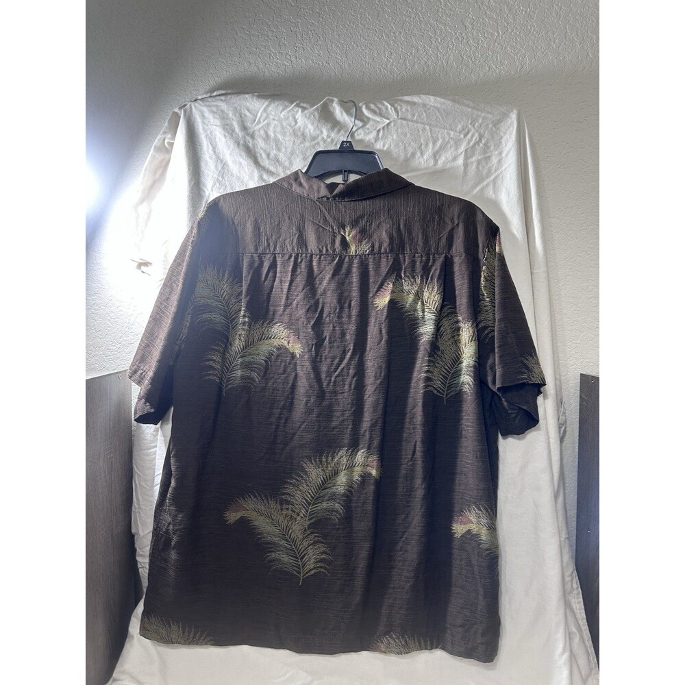 caribbean Brand Men’s Size L silk blend hawaiian shirt